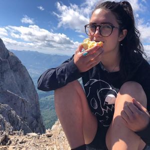 Meet your Posher, Amy